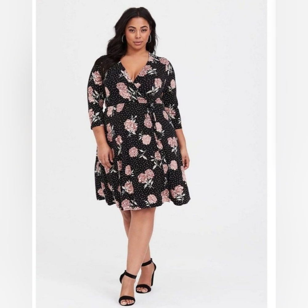 Torrid Black Foral Dot Jersey Faux Wrap Dress size 2X - Picture 1 of 5